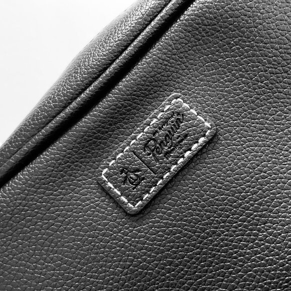 ORIGINAL PENGUIN Double Zipper Travel Kit NWT - Picture 3 of 6